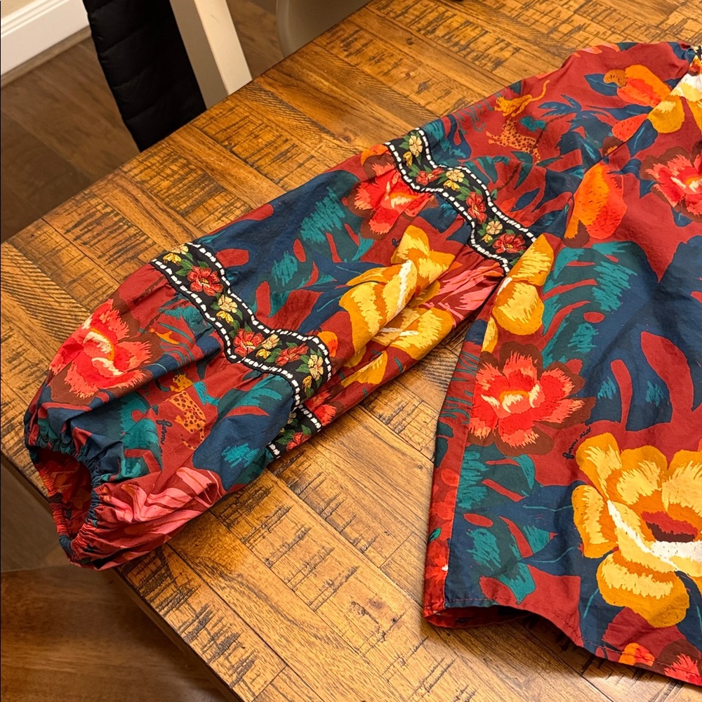 Anthropologie FARM Rio V-Neck Floral Blouse Woman's Small - Picture 8 of 14
